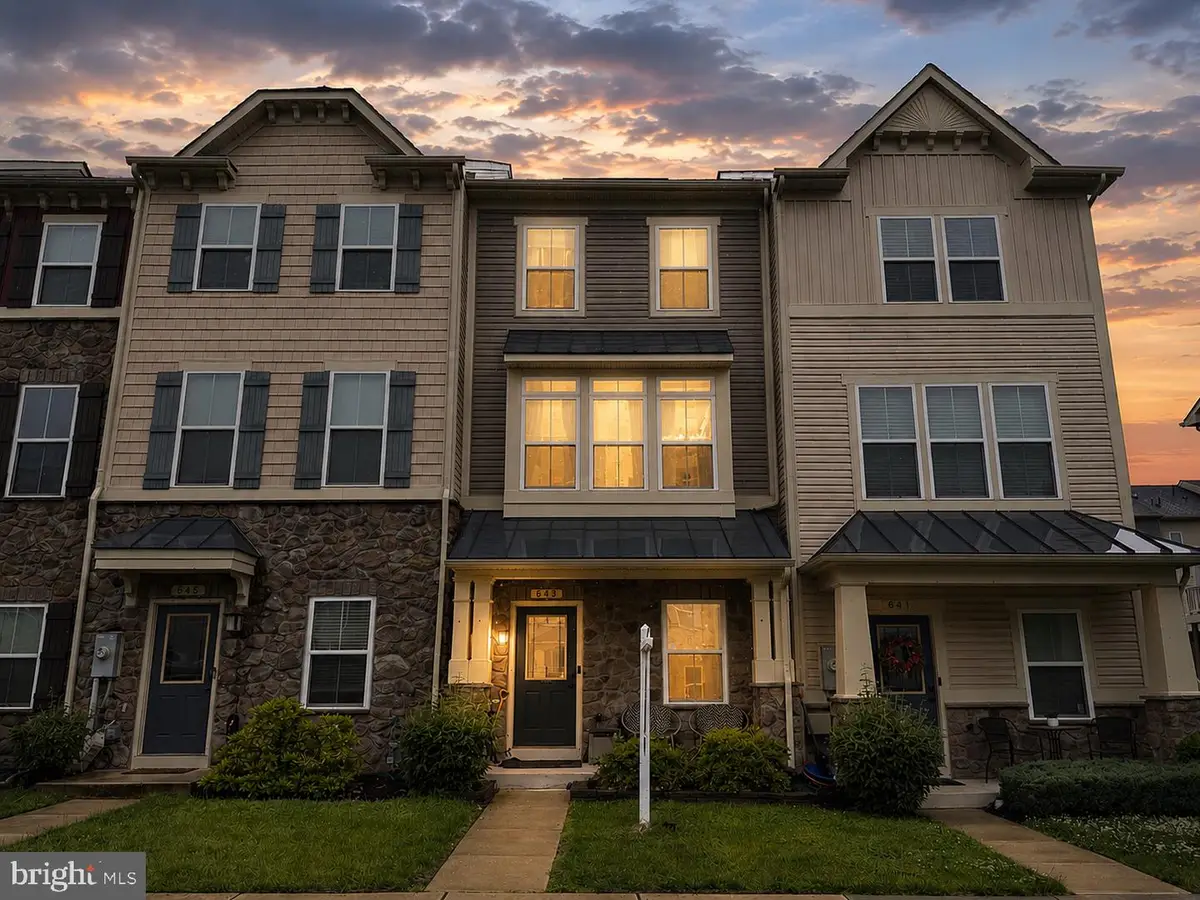 643 Ravenwood Dr, Glen Burnie, MD 21060 - #1