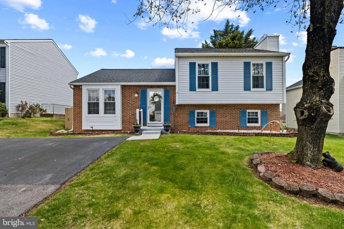 816 Sunnyfield Ln, Baltimore, MD 21225 - #1