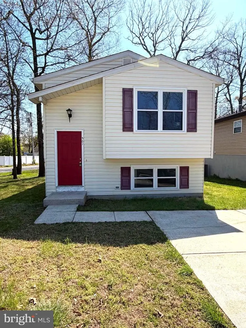 501 Glen Heights Ave, Glen Burnie, MD 21061 - #1