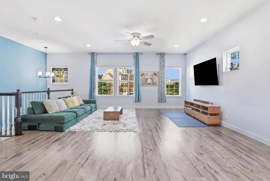 623 Clear Blue Ln, Pasadena, MD 21122 - #3
