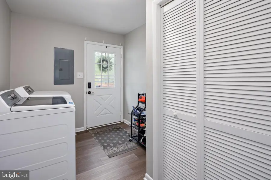 8092 Telegraph Rd, Severn, MD 21144 - #3