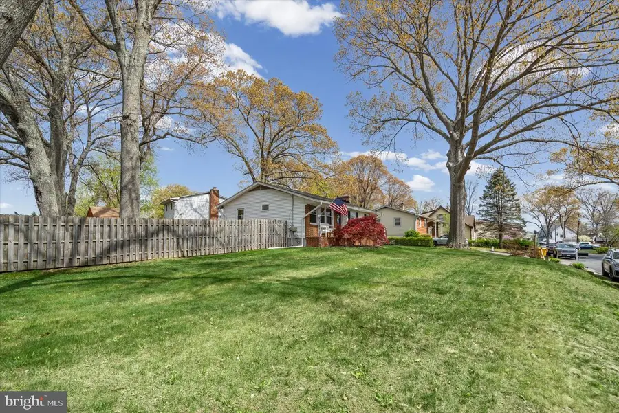 1237 Hillcreek Rd, Pasadena, MD 21122 - #3