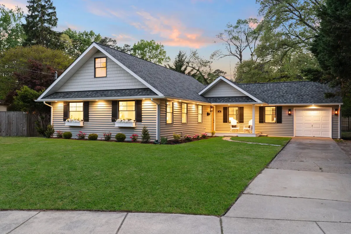 11 Admiral Rd, Severna Park, MD 21146 - #1