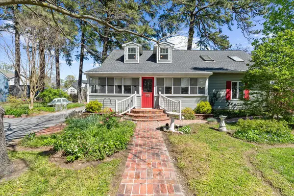 7007 Dover Ave, NORTH BEACH, MD 20714