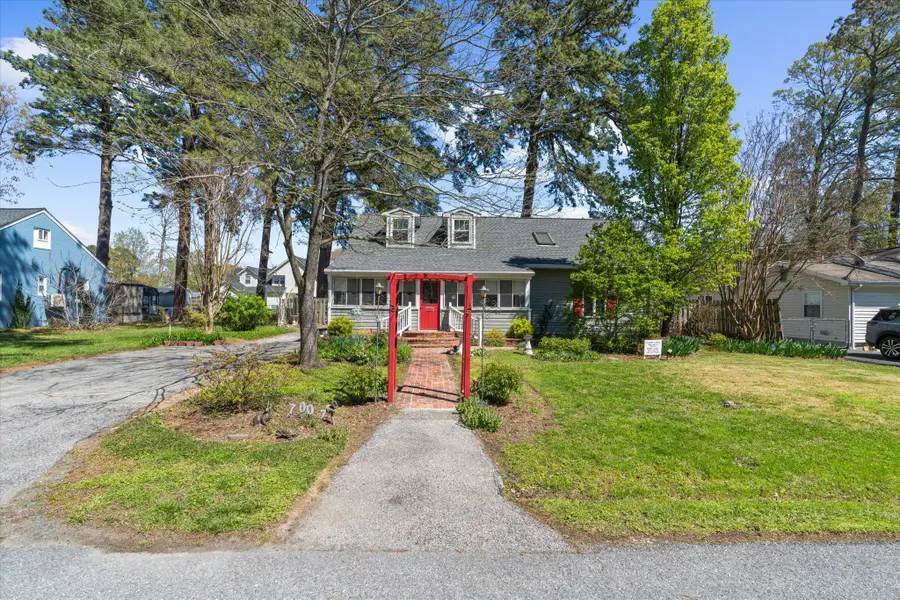 7007 Dover Ave, North Beach, MD 20714 - #2