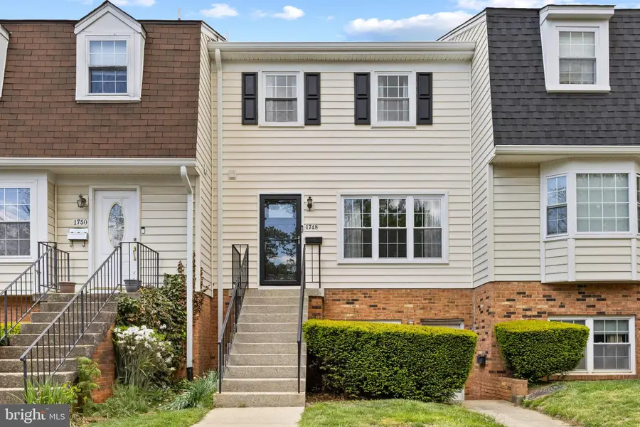 1748 Copley Ct #315, Crofton, MD 21114 - #2