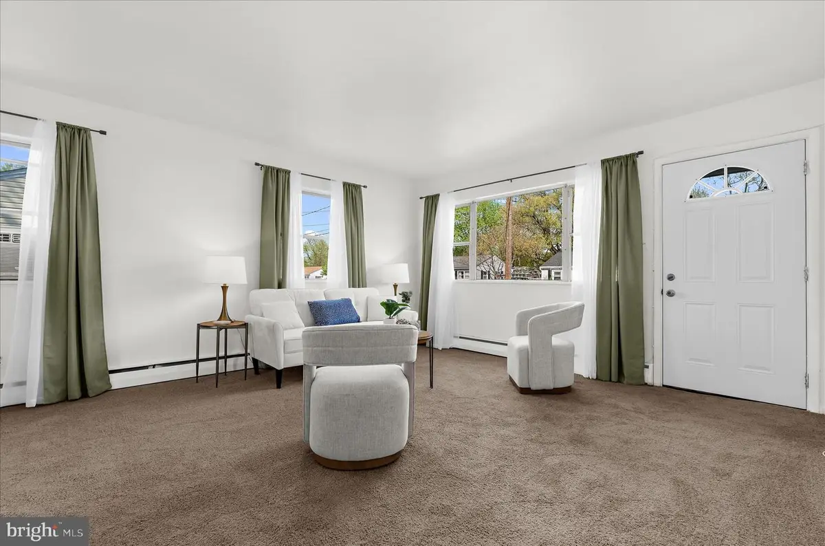 120 Roselawn Rd, Annapolis, MD 21403 - #1