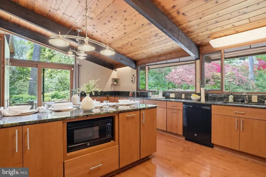 515 Powell Dr, Annapolis, MD 21401 - #2