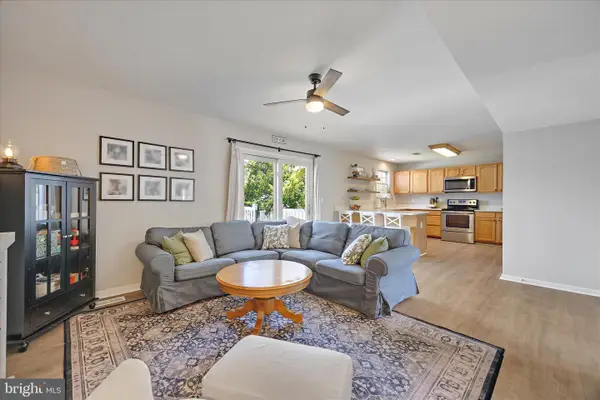 726 214th St, PASADENA, MD 21122