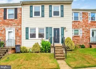 2092 Lake Grove Ln, Crofton, MD 21114 - #1