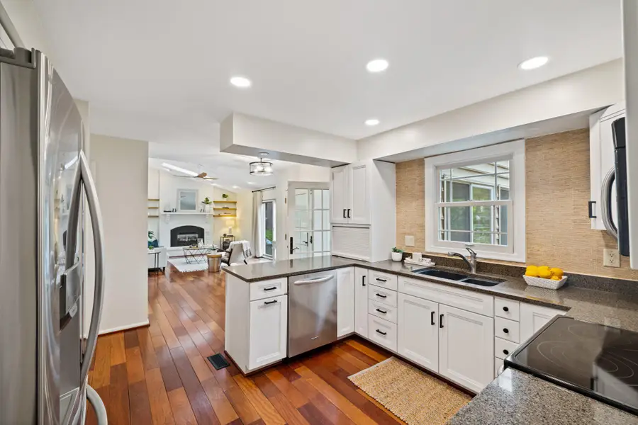 325 Cool Ridge Ct, Millersville, MD 21108 - #2