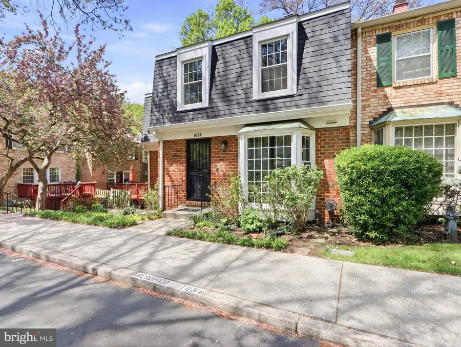 1654 Albermarle Dr, Crofton, MD 21114 - #2