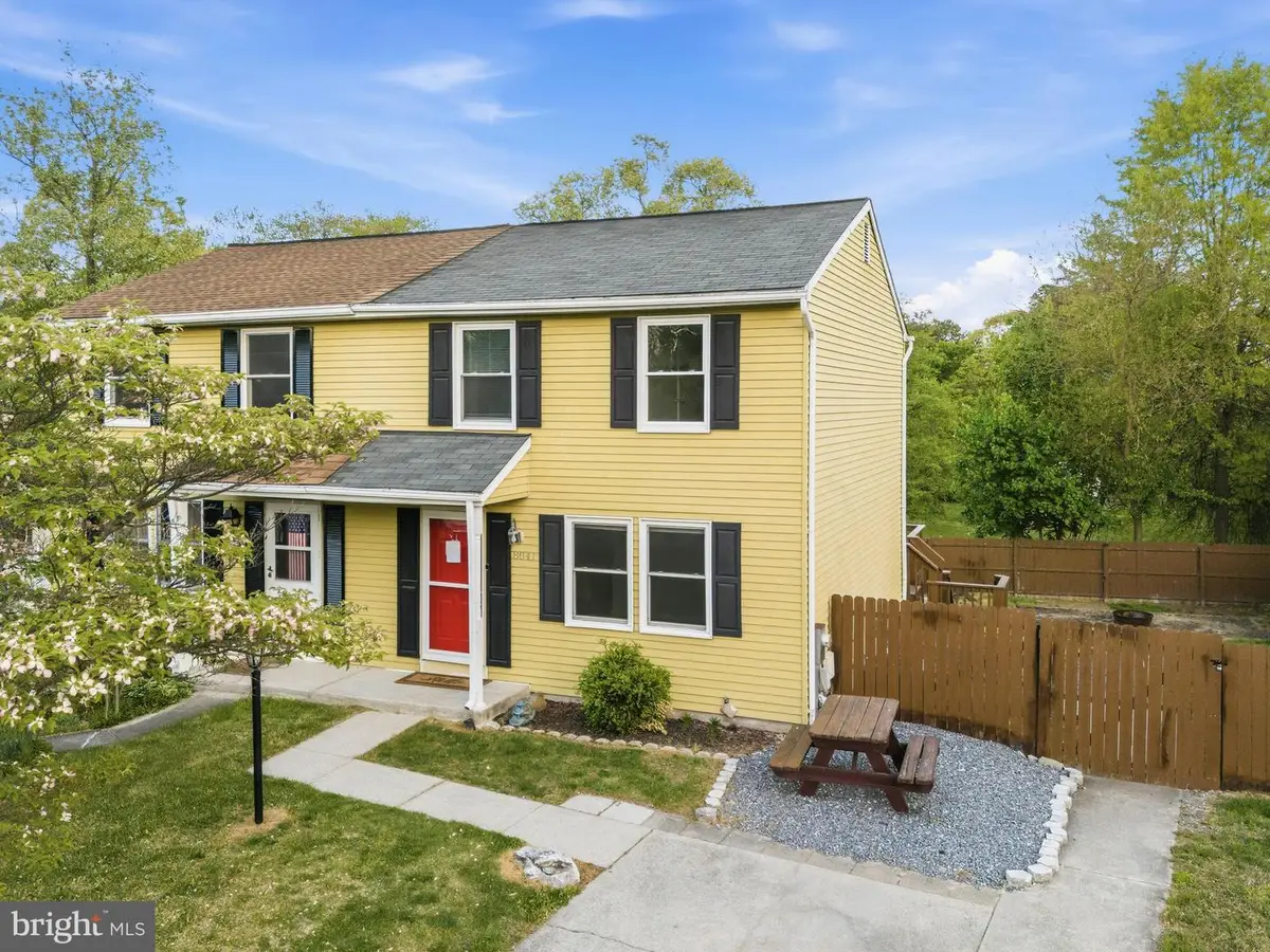 8041 Bosley Ct, Glen Burnie, MD 21061 - #1