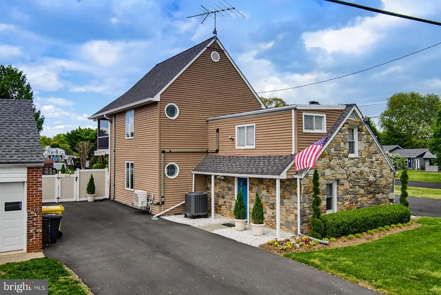 2006 Poplar Ridge Rd, Pasadena, MD 21122 - #3