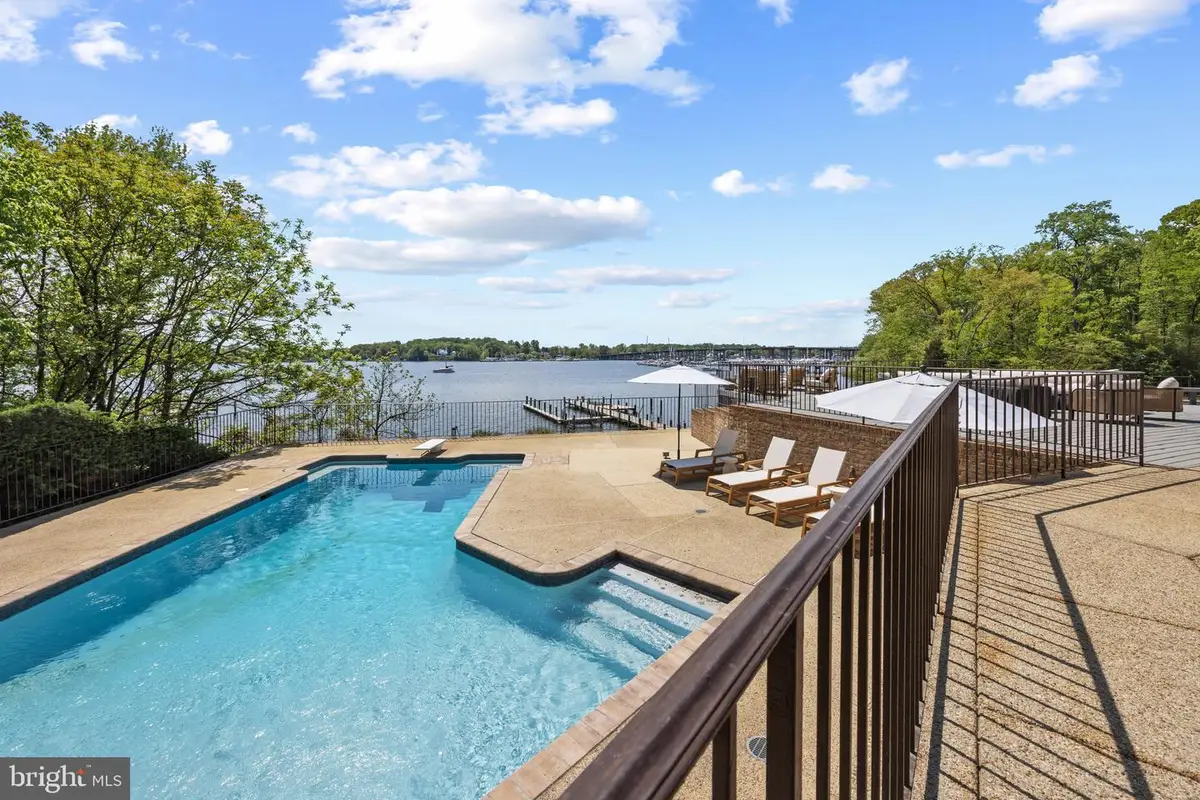 31 Shadow Point Ct, Edgewater, MD 21037 - #1