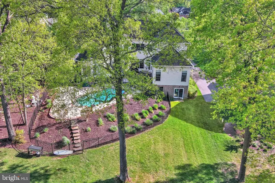 7671 Colonial Beach Rd, Pasadena, MD 21122 - #3