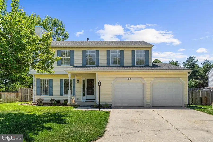 806 Vacation Dr, Odenton, MD 21113 - #2