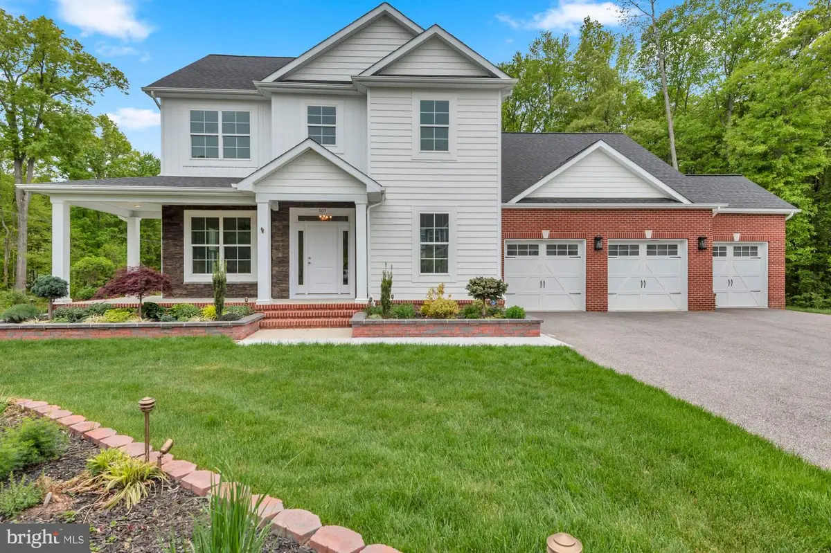 505 Brewerton Ln, Edgewater, MD 21037 - #1