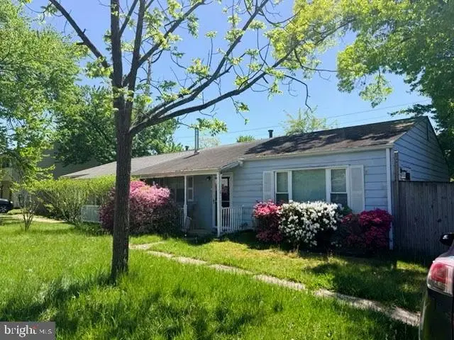 1073 Kings Rd, Pasadena, MD 21122 - #1