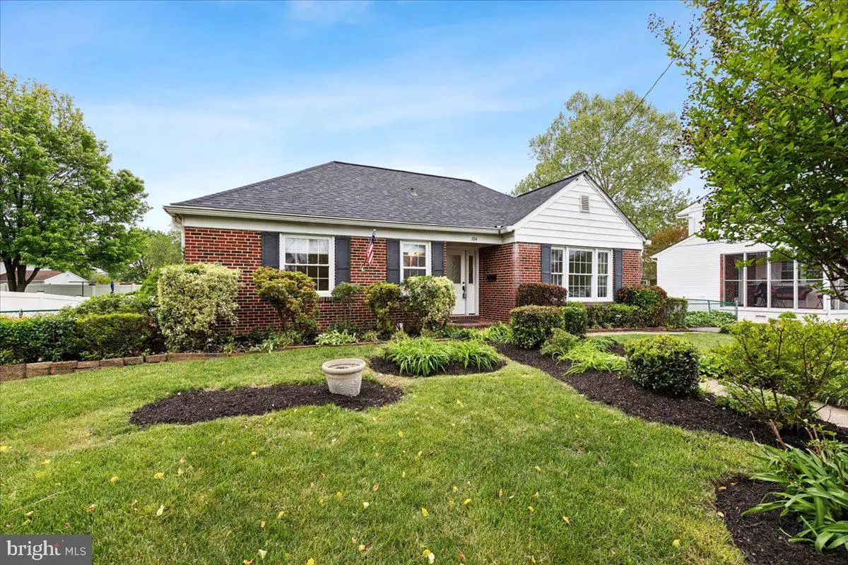 104 Twin Oaks Rd, Linthicum Heights, MD 21090 - #1