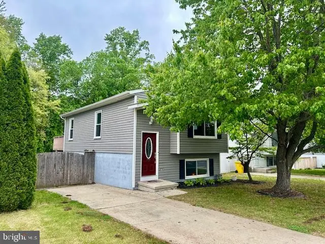 8020 Escalon Ave, Pasadena, MD 21122 - #1