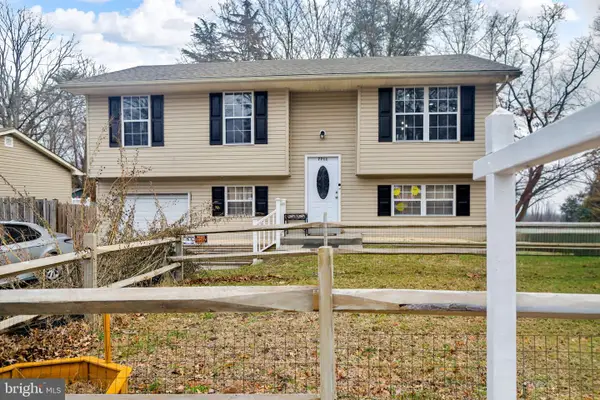 7711 Harmans Rd, HANOVER, MD 21076