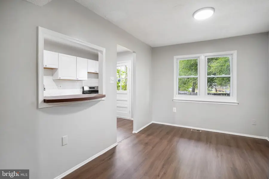 8212 Tomlinson Ct, Severn, MD 21144 - #3