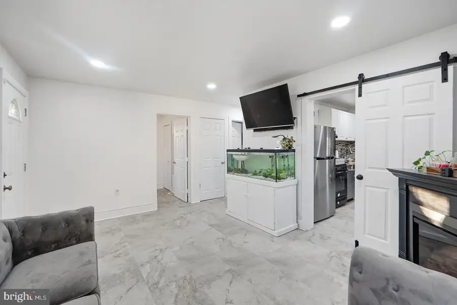 310 Townsend Ave, Brooklyn, MD 21225 - #3