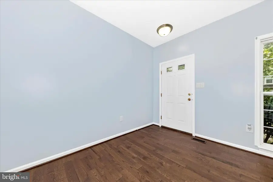 8232 Lyndhurst St, Laurel, MD 20724 - #2