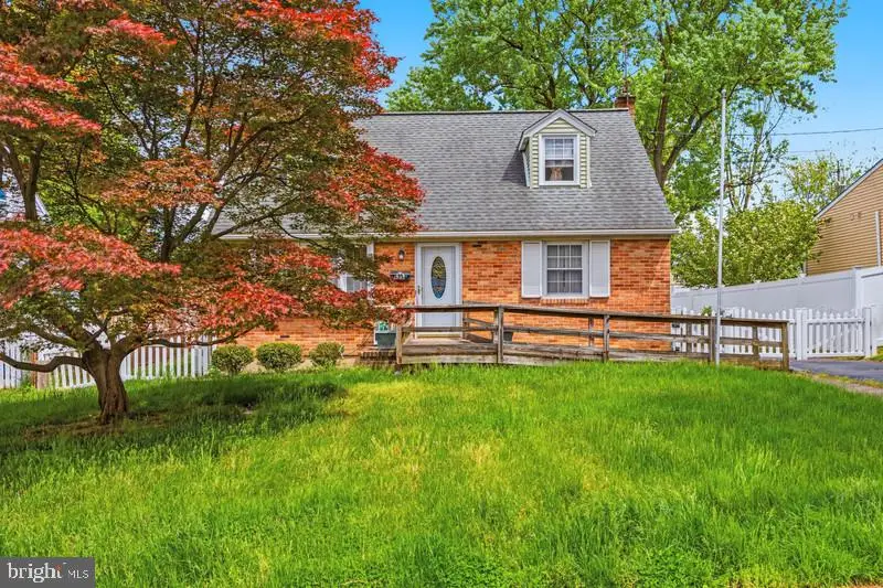 6231 Groveland Rd, Linthicum Heights, MD 21090 - #1