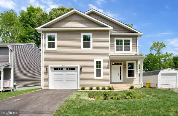 1316 Juniper St, SHADY SIDE, MD 20764