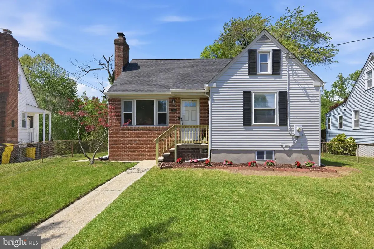 708 Glenview Ave, Glen Burnie, MD 21061 - #1
