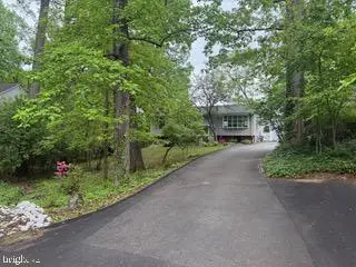 1022 Harbor Dr, ANNAPOLIS, MD 21403
