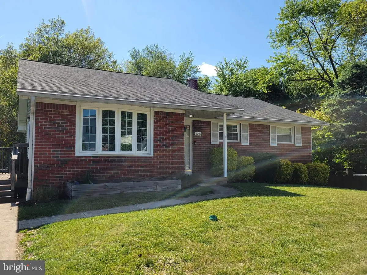 8091 Phirne Rd E, Glen Burnie, MD 21061 - #1