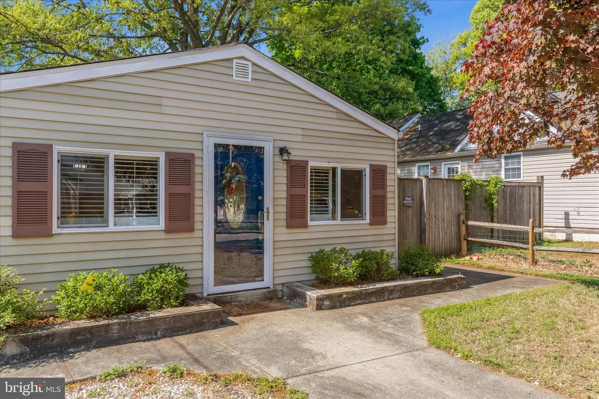 311 Smith Ave, Severna Park, MD 21146 - #1