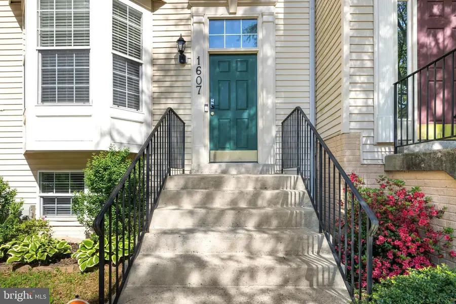1607 Benoli Ct, Odenton, MD 21113 - #3