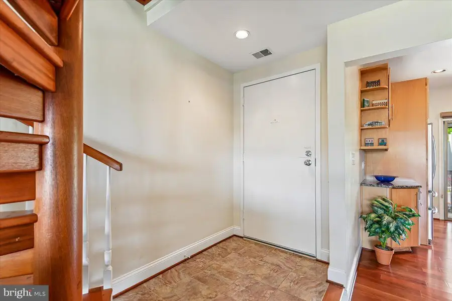 2121 Quay Village Ct #202, Annapolis, MD 21403 - #3