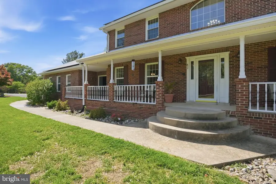 6118 Fishers Station Rd, Lothian, MD 20711 - #2