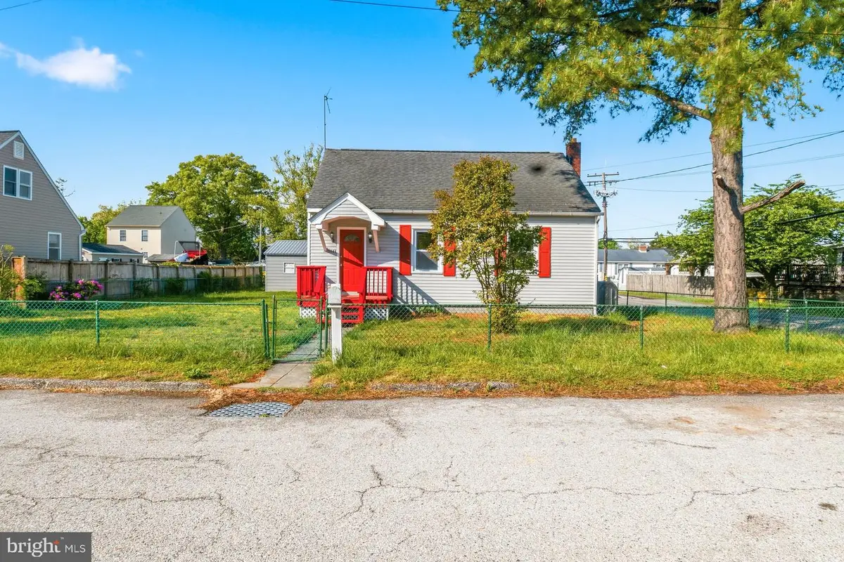 8444 Garden Rd, Pasadena, MD 21122 - #1