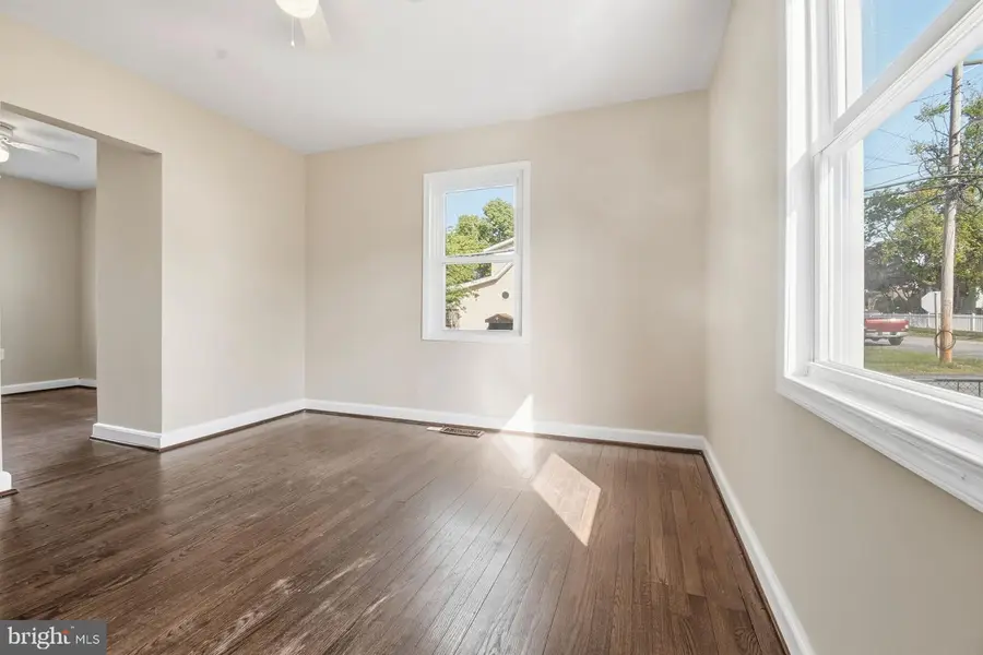 8444 Garden Rd, Pasadena, MD 21122 - #3