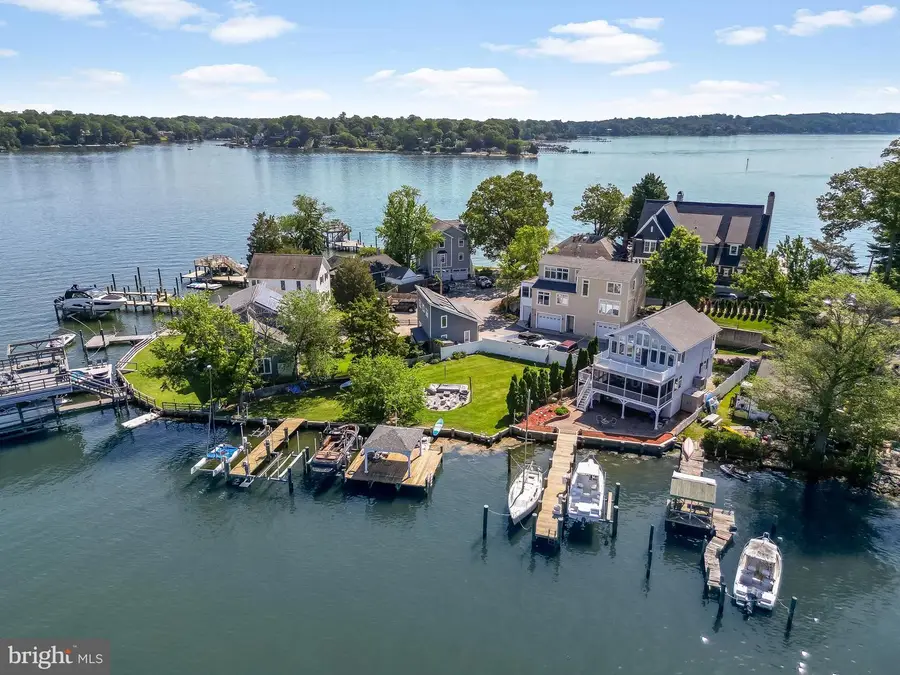 684 N Riverside Dr, Crownsville, MD 21032 - #2