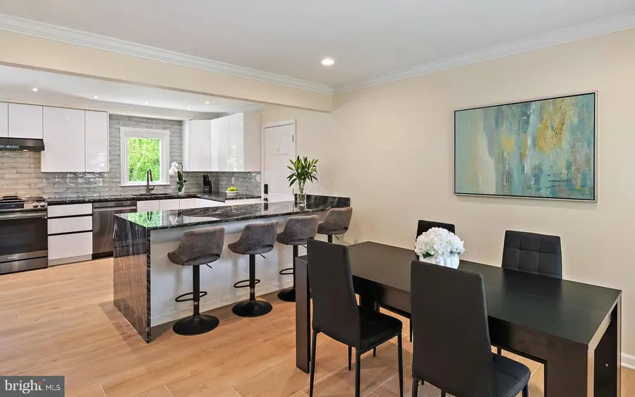 1126 Mainsail Dr, Annapolis, MD 21403 - #3
