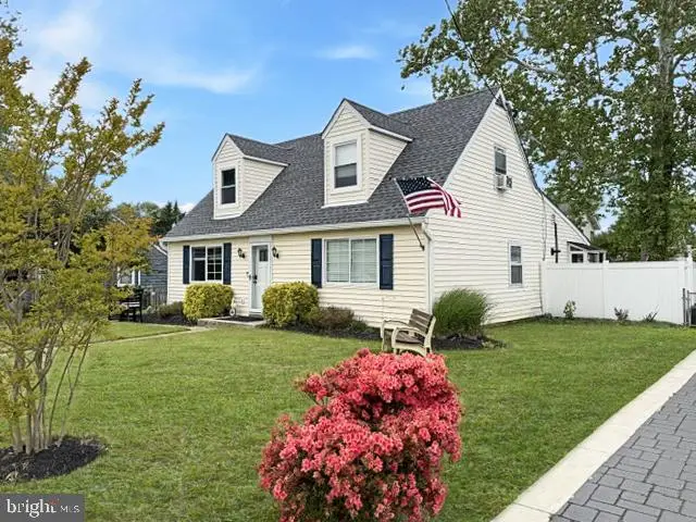16 Virginia Ave, Edgewater, MD 21037 - #2