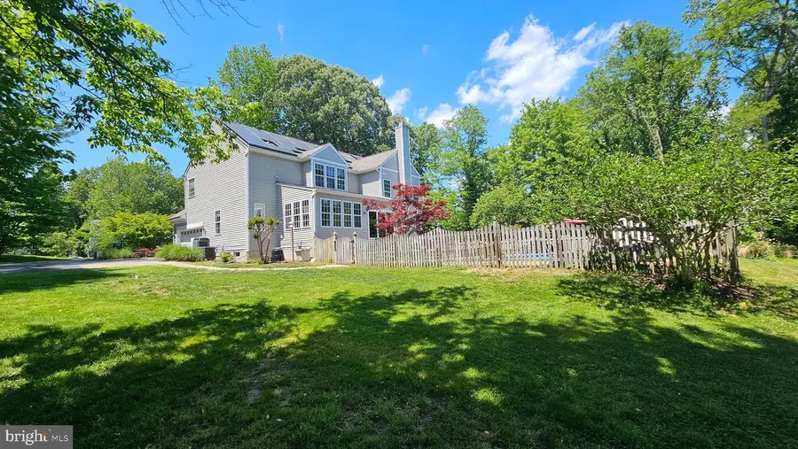 6107 Traceys Overlook Rd, Tracys Landing, MD 20779 - #3