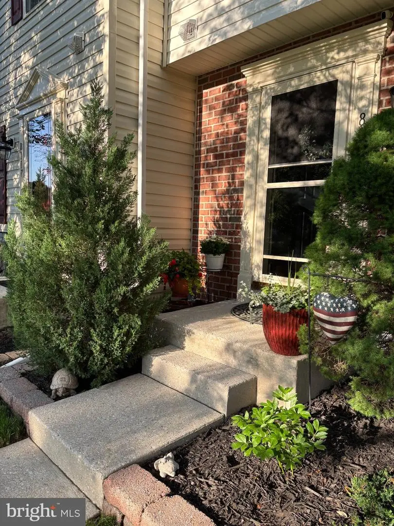 8119 Gray Stone Ln, Pasadena, MD 21122 - #1