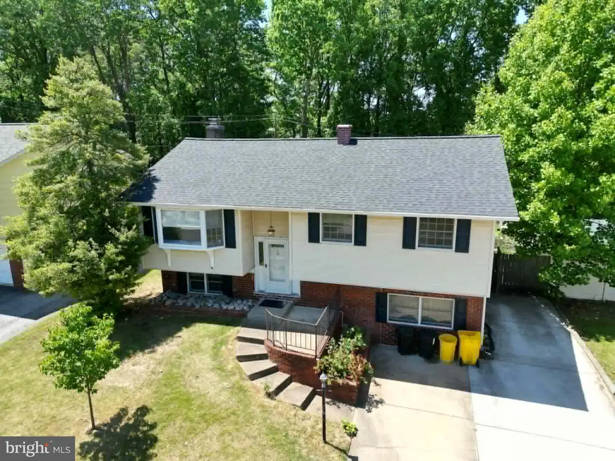 536 Crestpark Dr, Glen Burnie, MD 21061 - #1