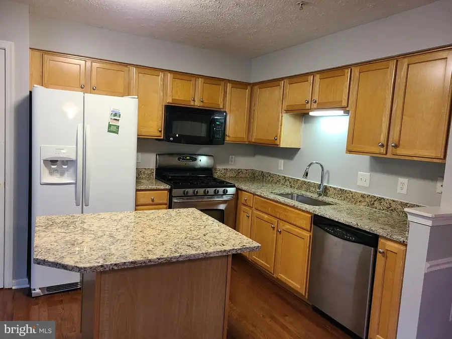 2718 Thornbrook Ct, Odenton, MD 21113 - #3