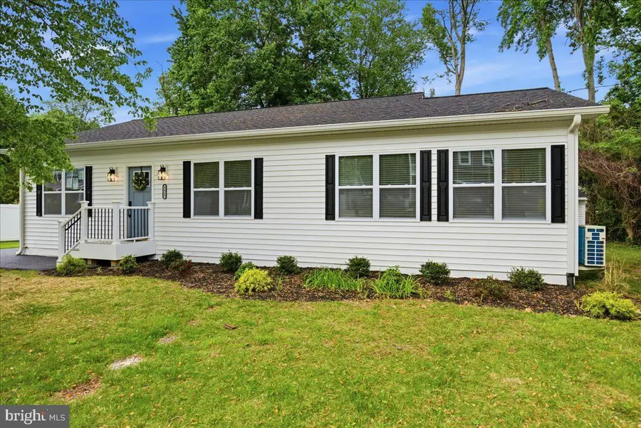 3615 2nd Ave, Edgewater, MD 21037 - #3