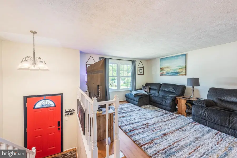 7709 Siden Dr, Hanover, MD 21076 - #2