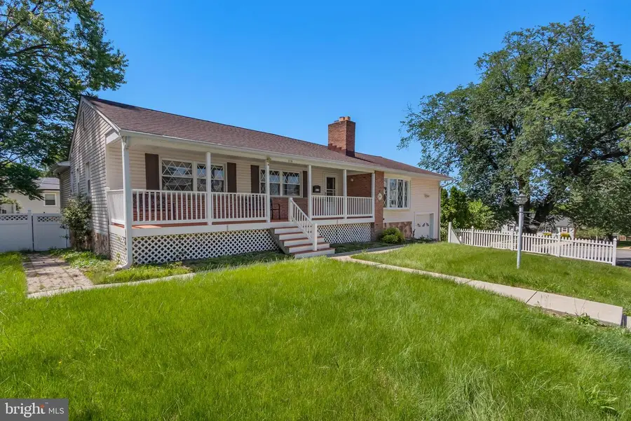 219 Coronet Dr, Linthicum Heights, MD 21090 - #2